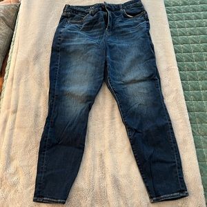 American Eagle Nexxt Level Stretch Jegging size 16 SHORT Length